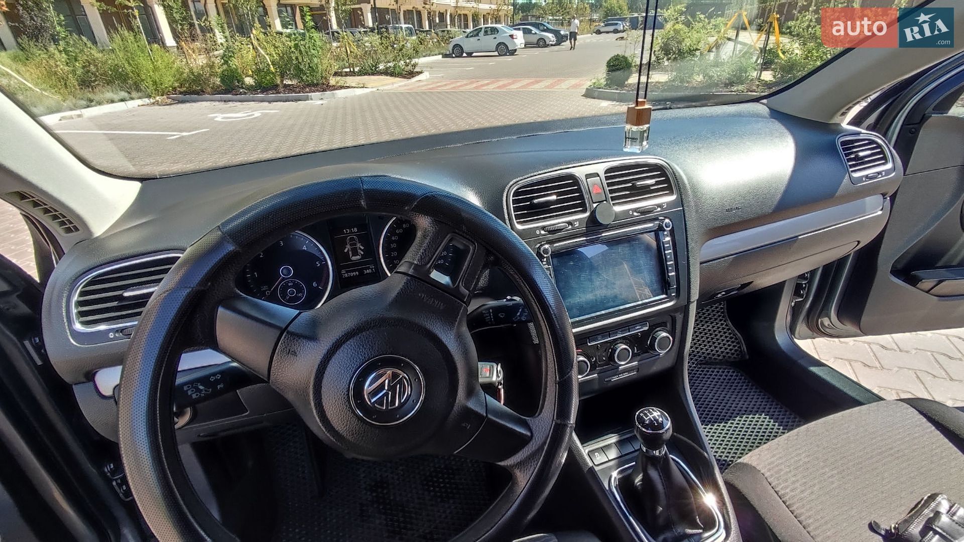 Volkswagen Golf 2011 VIN WVWZZZ1KZBM687857 фото оголошення 21 з 52