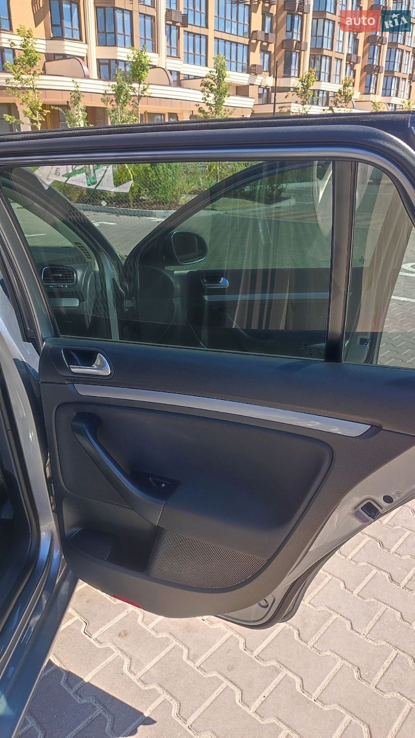 Volkswagen Golf 2011 VIN WVWZZZ1KZBM687857 фото оголошення 30 з 52