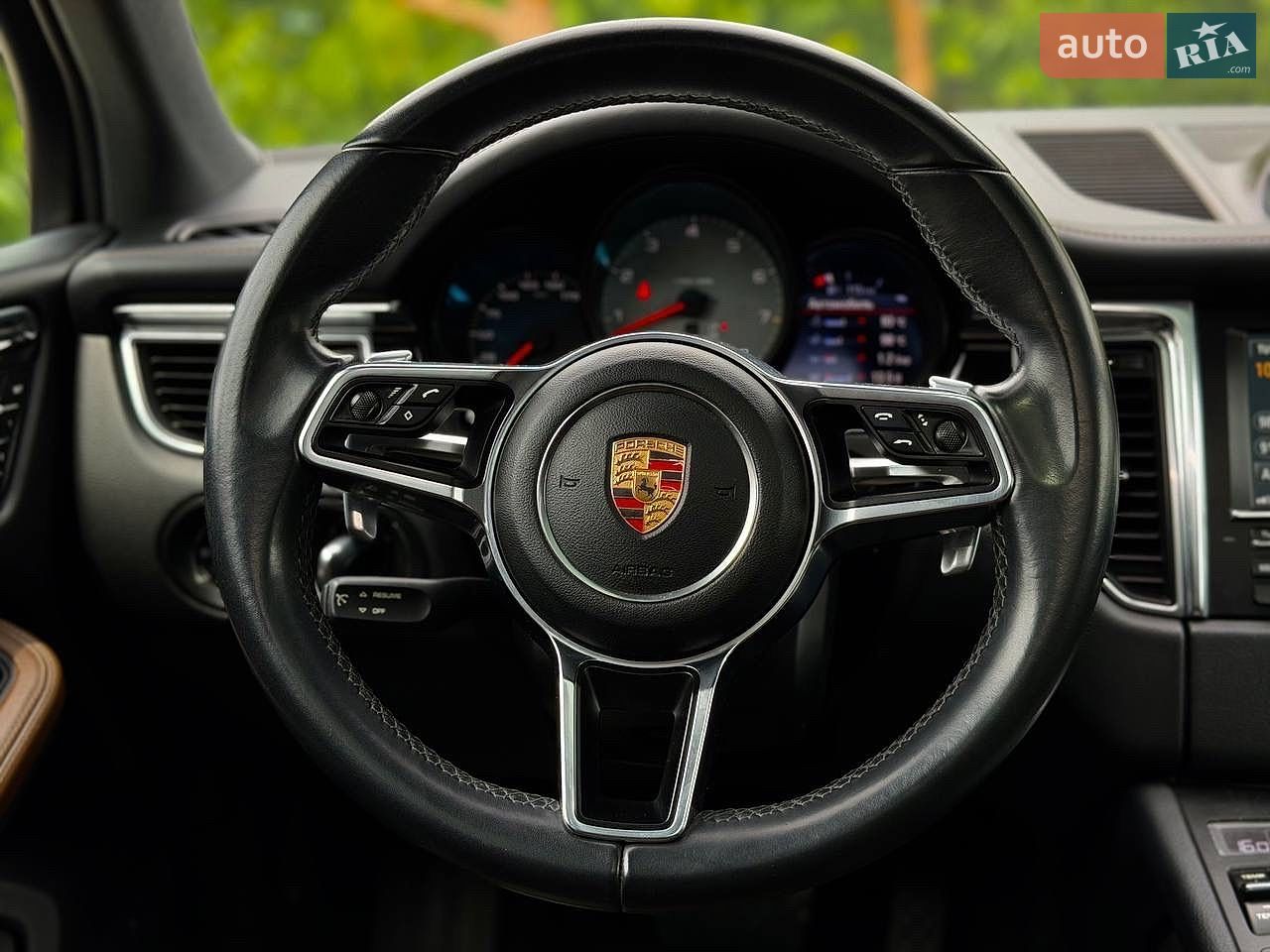 Porsche Macan 2015 VIN WP1AB2A56FLB71720 фото оголошення 30 з 34