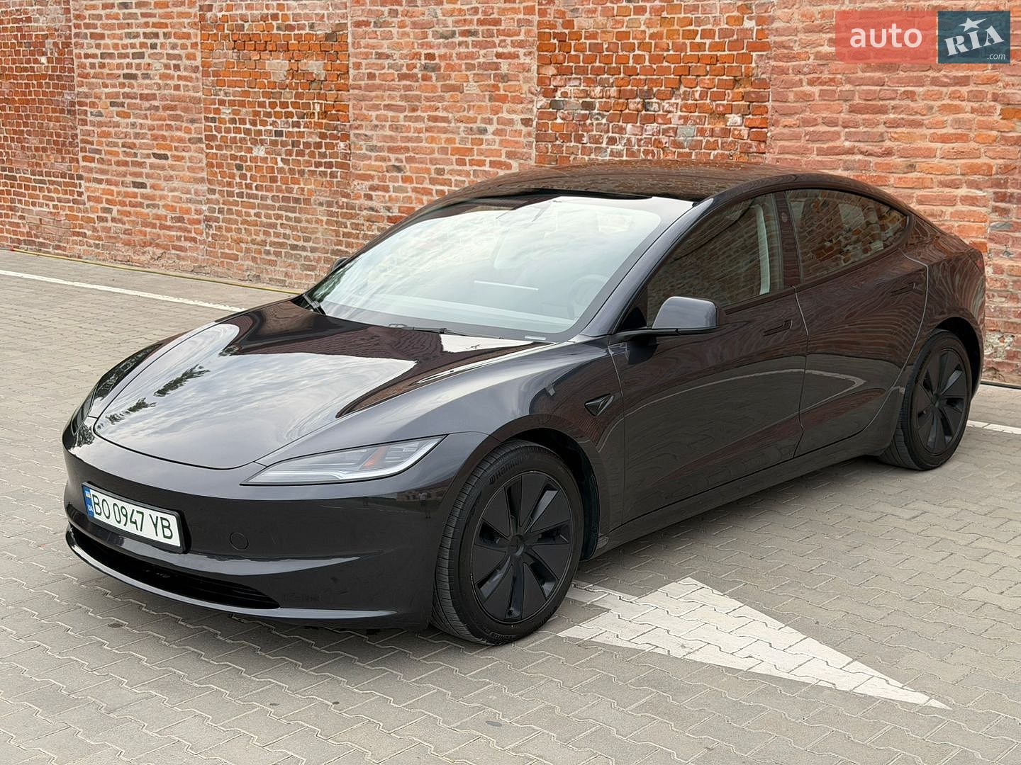 Tesla Model 3 2024 VIN 5YJ3E1EB9RF834751 фото оголошення 2 з 61