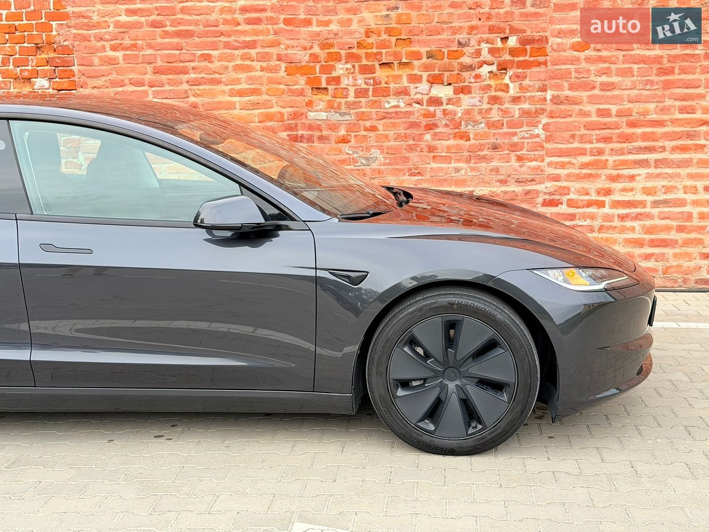 Tesla Model 3 2024 VIN 5YJ3E1EB9RF834751 фото оголошення 8 з 61