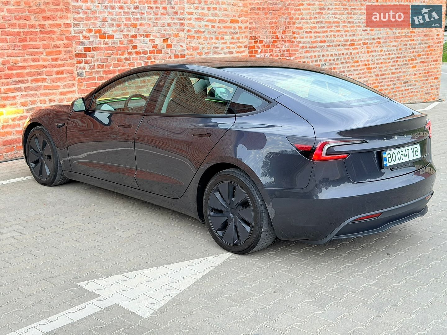 Tesla Model 3 2024 VIN 5YJ3E1EB9RF834751 фото оголошення 19 з 61