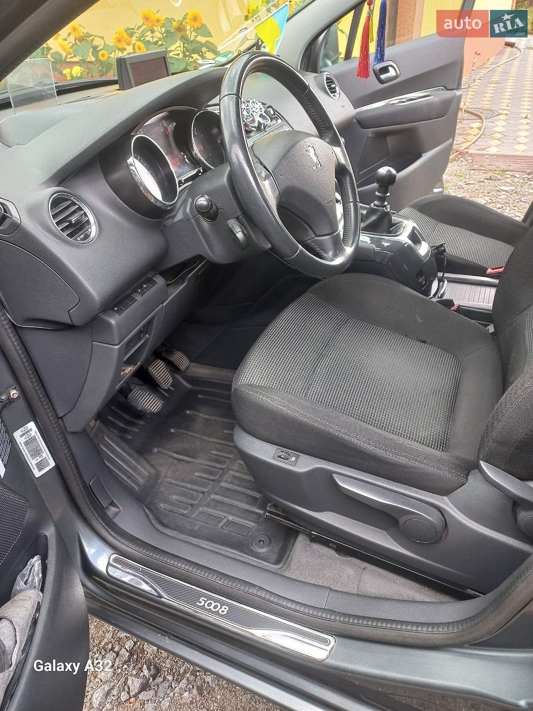 Peugeot 5008 2011 VIN VF30E5FV8AS333460 фото оголошення 4 з 14