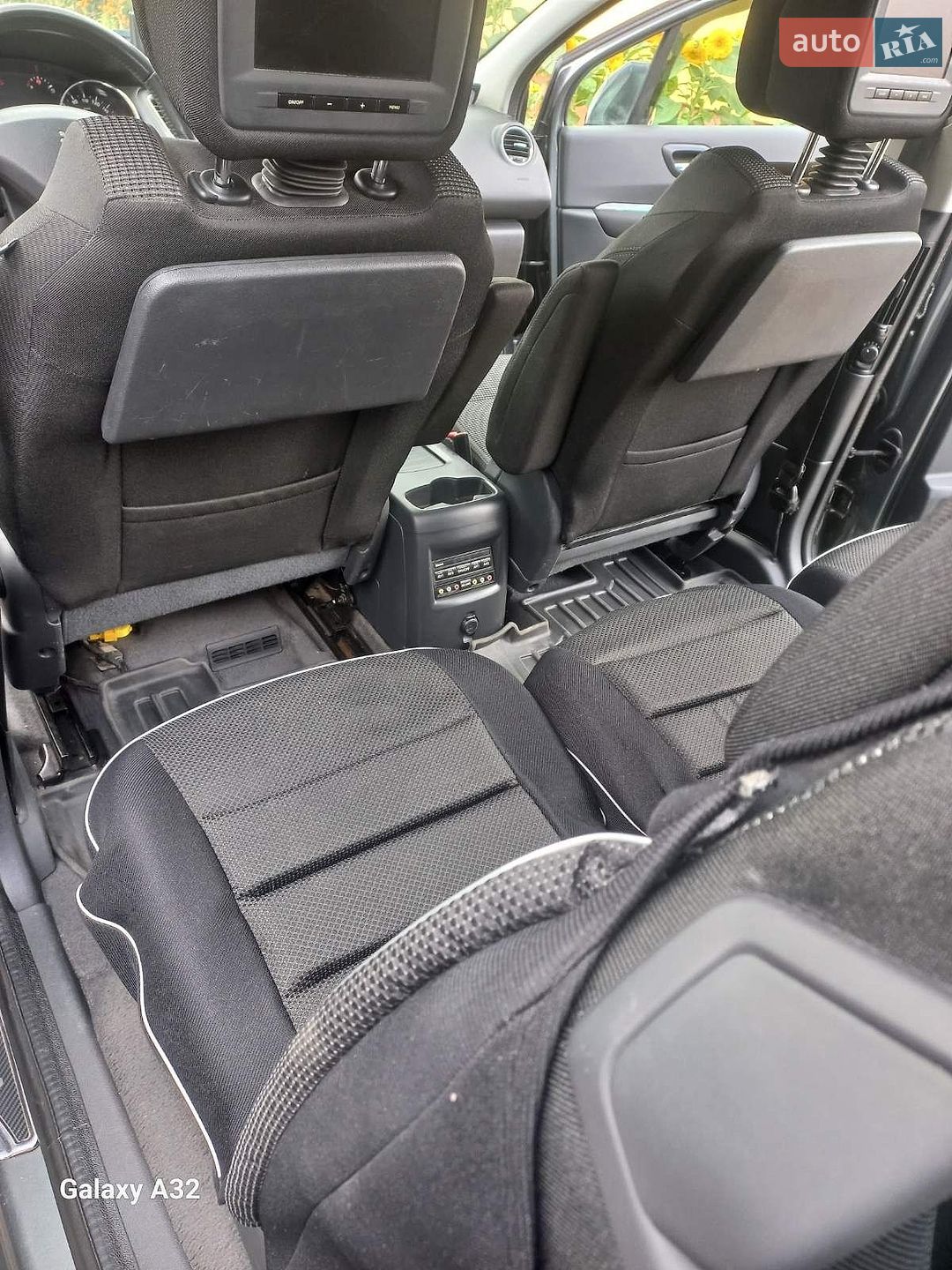 Peugeot 5008 2011 VIN VF30E5FV8AS333460 фото оголошення 8 з 14