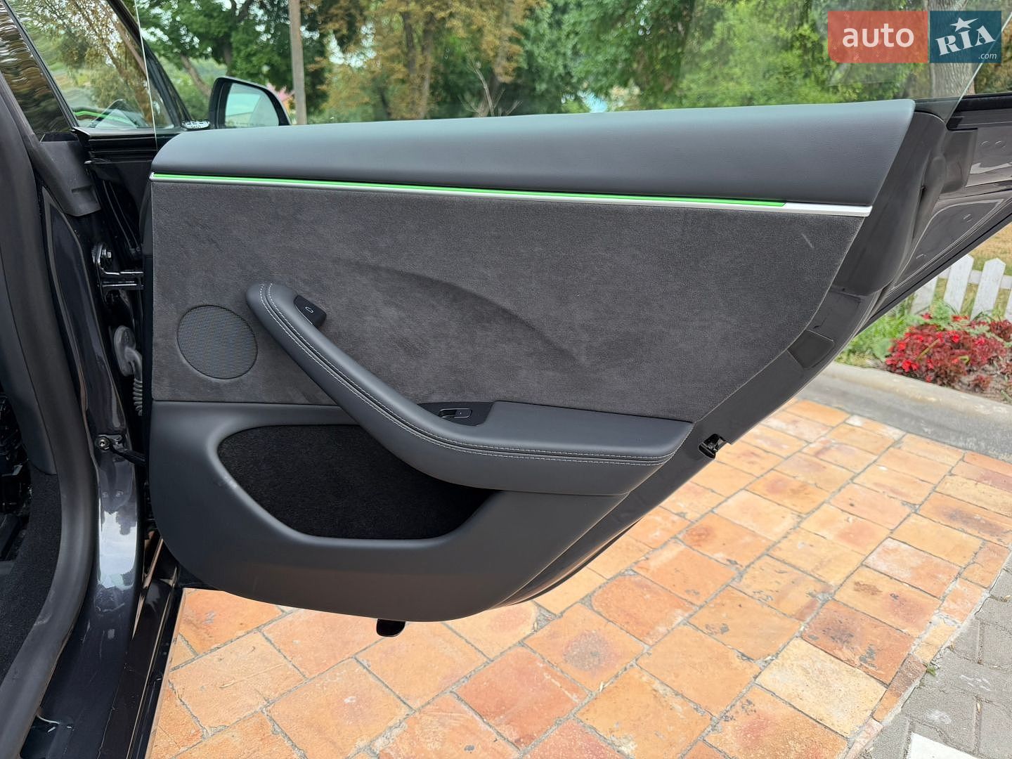 Tesla Model 3 2024 VIN 5YJ3E1EB9RF834751 фото оголошення 56 з 61