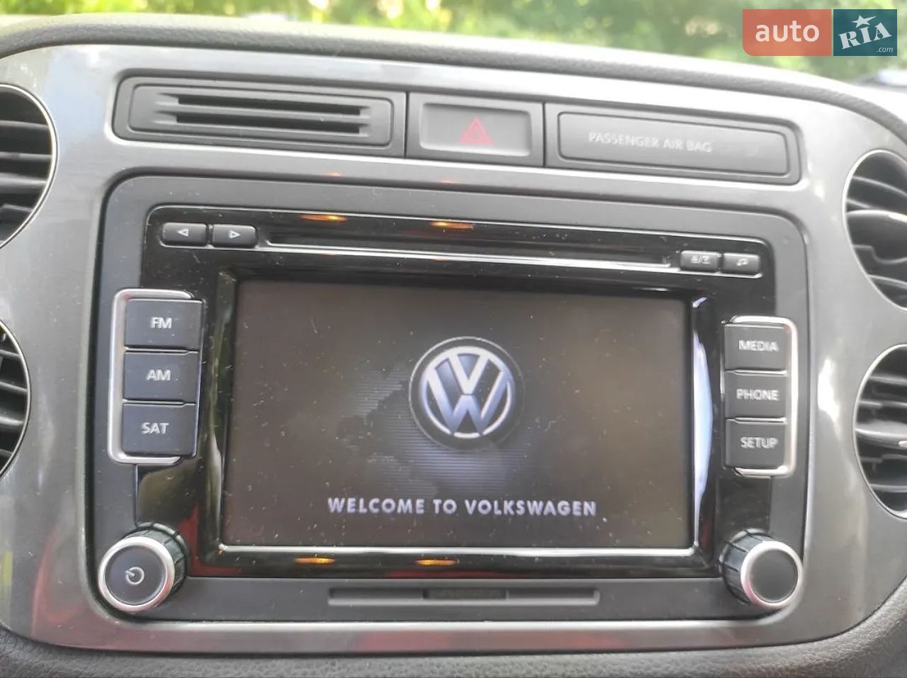Volkswagen Tiguan 2015 VIN WVGAV7AX7FW603149 фото оголошення 16 з 19