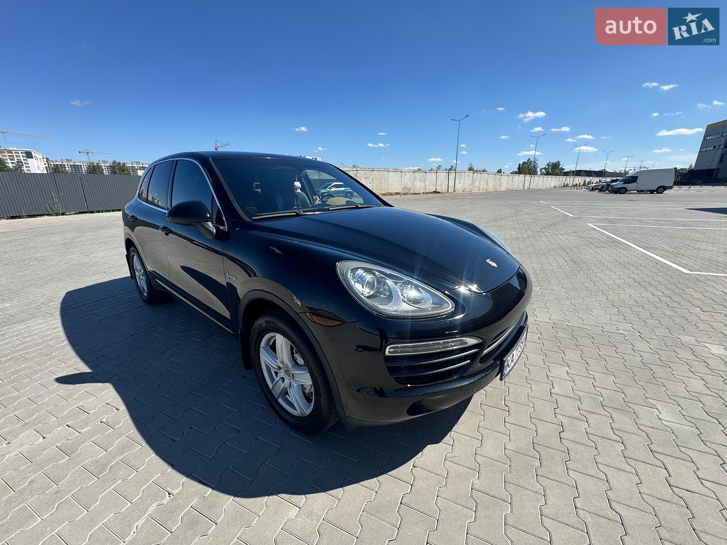 Porsche Cayenne 2012 VIN WP1AE2A25CLA93133 фото оголошення 2 з 27