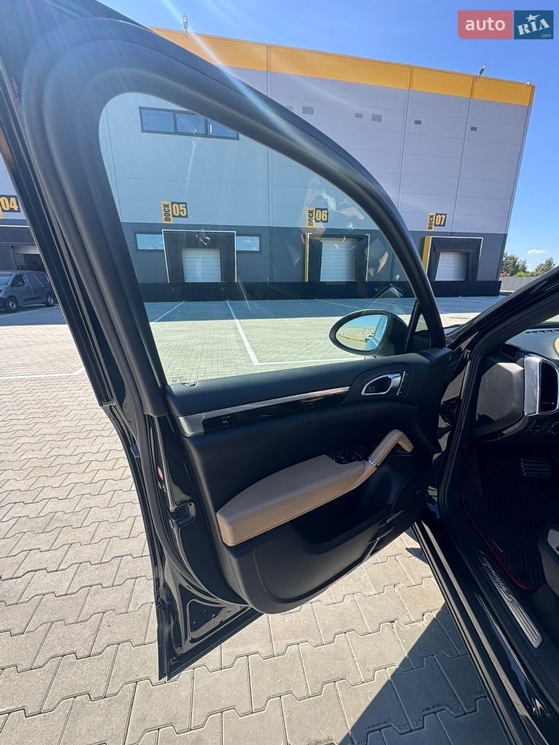 Porsche Cayenne 2012 VIN WP1AE2A25CLA93133 фото оголошення 12 з 27