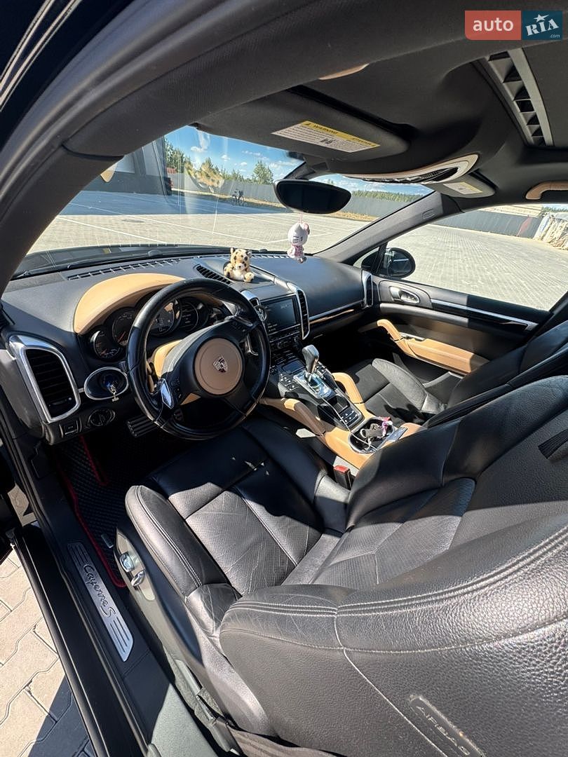Porsche Cayenne 2012 VIN WP1AE2A25CLA93133 фото оголошення 13 з 27