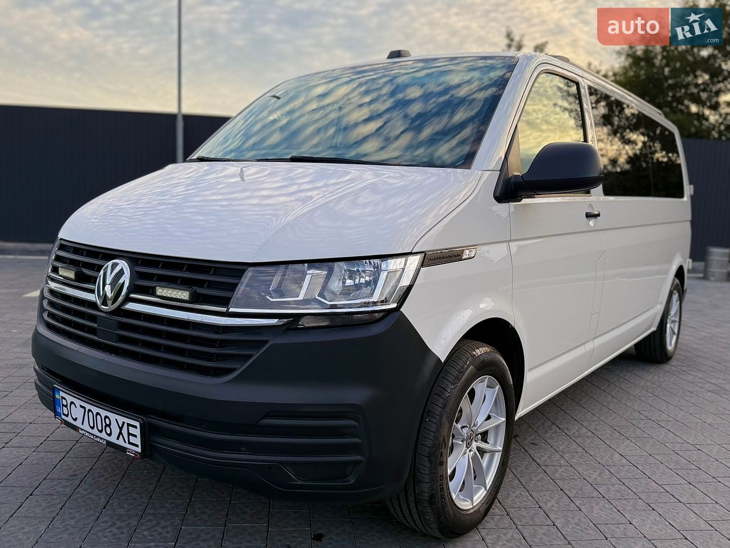 Volkswagen Transporter 2019 VIN WV1ZZZ7HZLH014358 фото оголошення 30 з 54