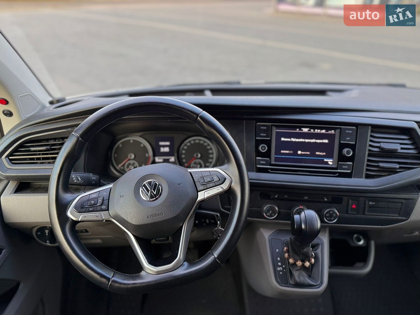 Volkswagen Transporter 2019 VIN WV1ZZZ7HZLH014358 фото оголошення 32 з 54