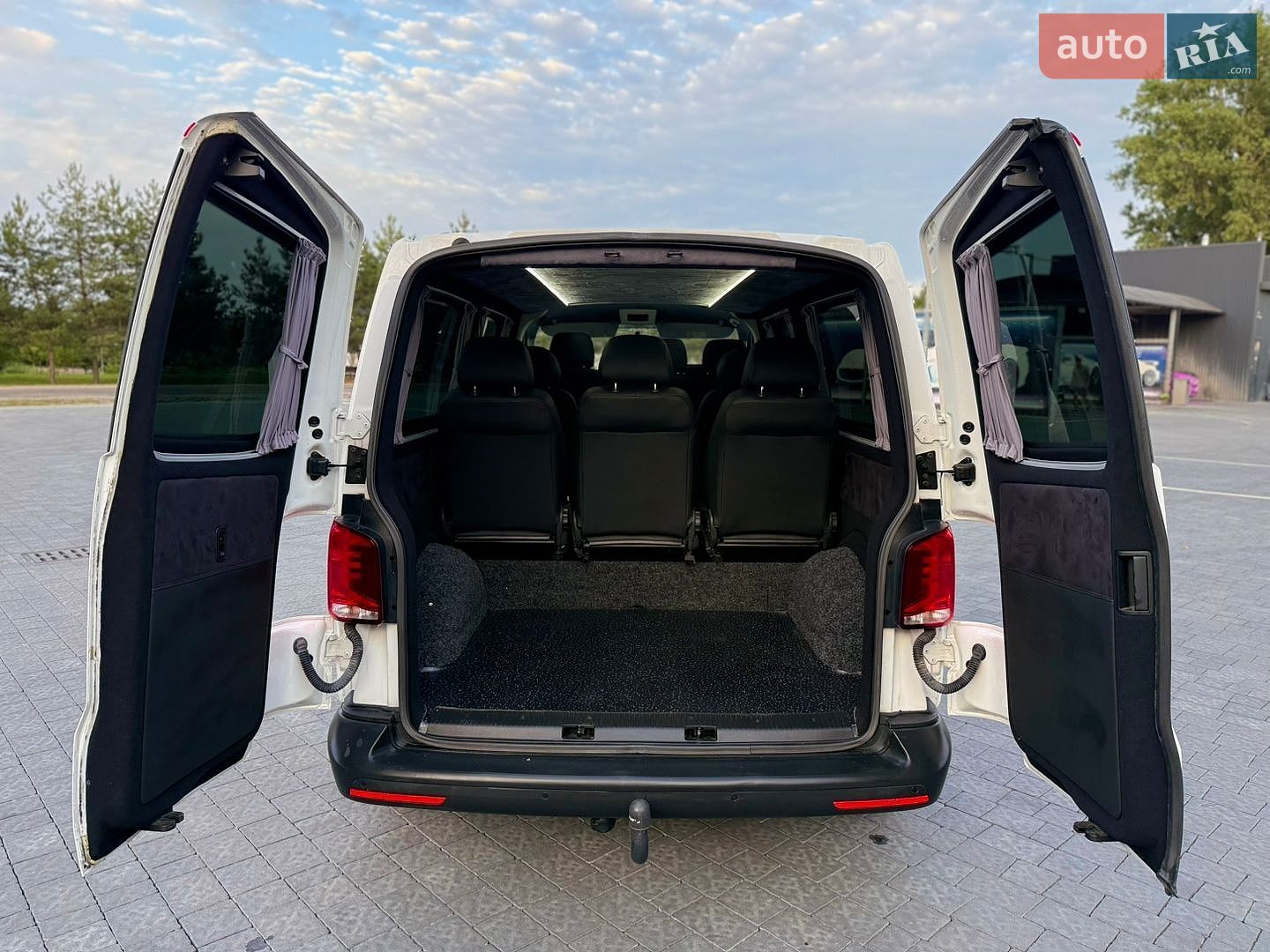 Volkswagen Transporter 2019 VIN WV1ZZZ7HZLH014358 фото оголошення 54 з 54