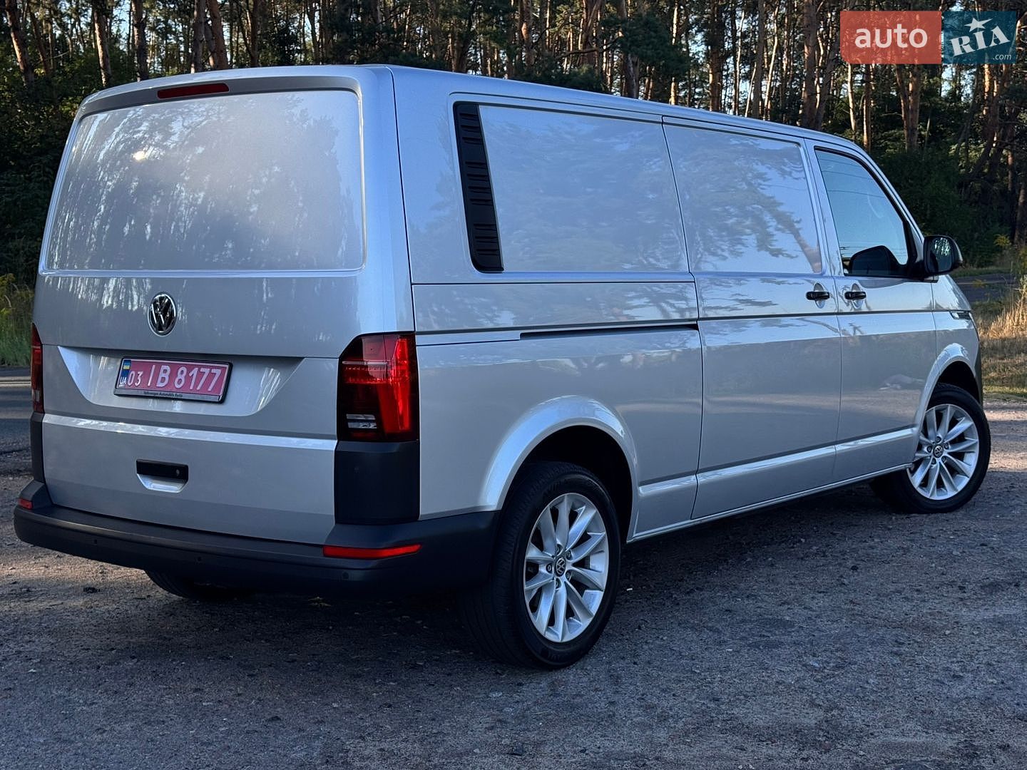 Volkswagen Transporter 2020 VIN WV1ZZZ7HZLH006389 фото оголошення 4 з 43