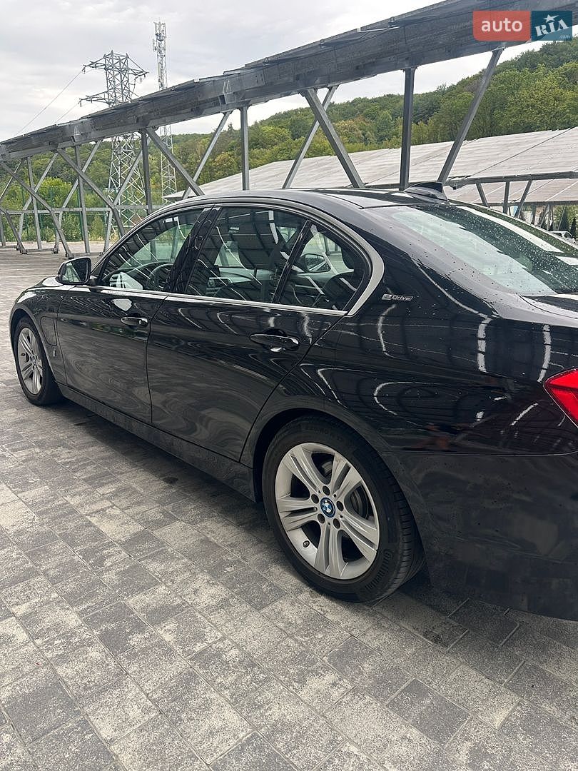 BMW 3 Series 2017 VIN WBA8E1C36HA029974 фото оголошення 3 з 12