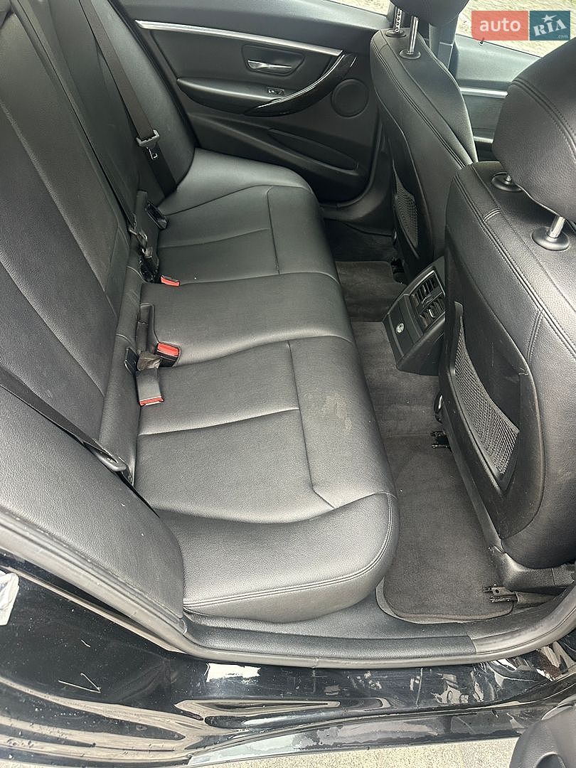 BMW 3 Series 2017 VIN WBA8E1C36HA029974 фото оголошення 5 з 12