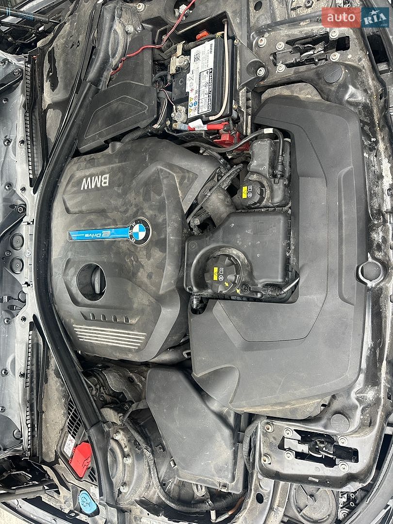 BMW 3 Series 2017 VIN WBA8E1C36HA029974 фото оголошення 10 з 12