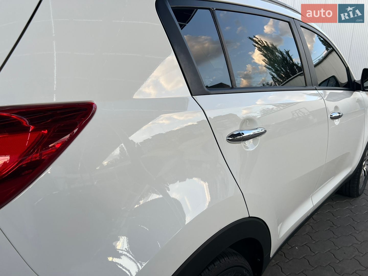 Kia Sportage 2013 VIN KNAPE813BEK574242 фото оголошення 19 з 102
