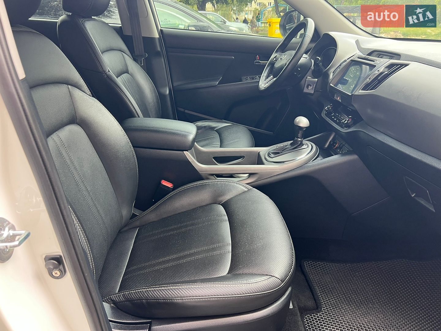 Kia Sportage 2013 VIN KNAPE813BEK574242 фото оголошення 26 з 102