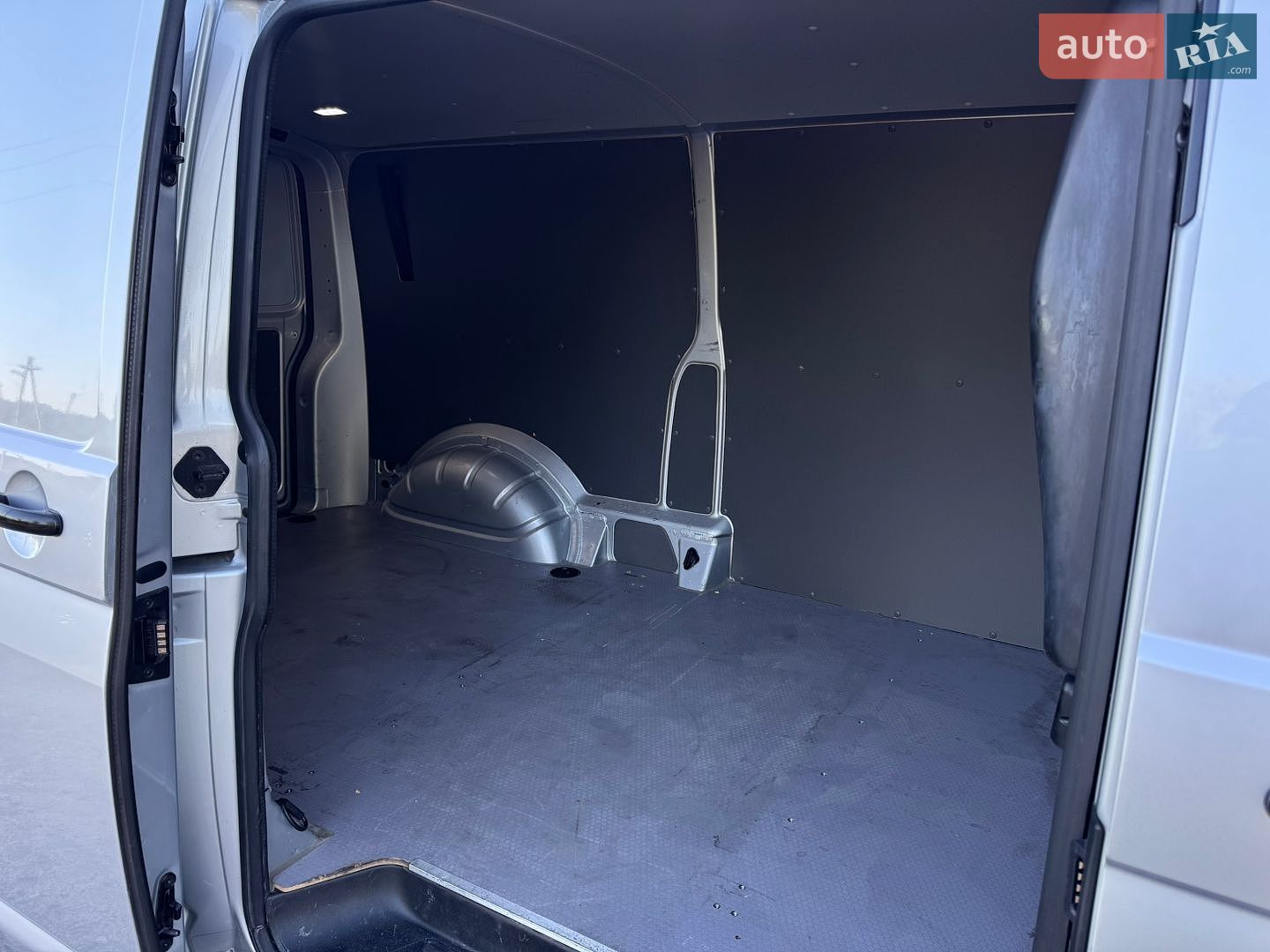 Volkswagen Transporter 2020 VIN WV1ZZZ7HZLH006389 фото оголошення 28 з 43