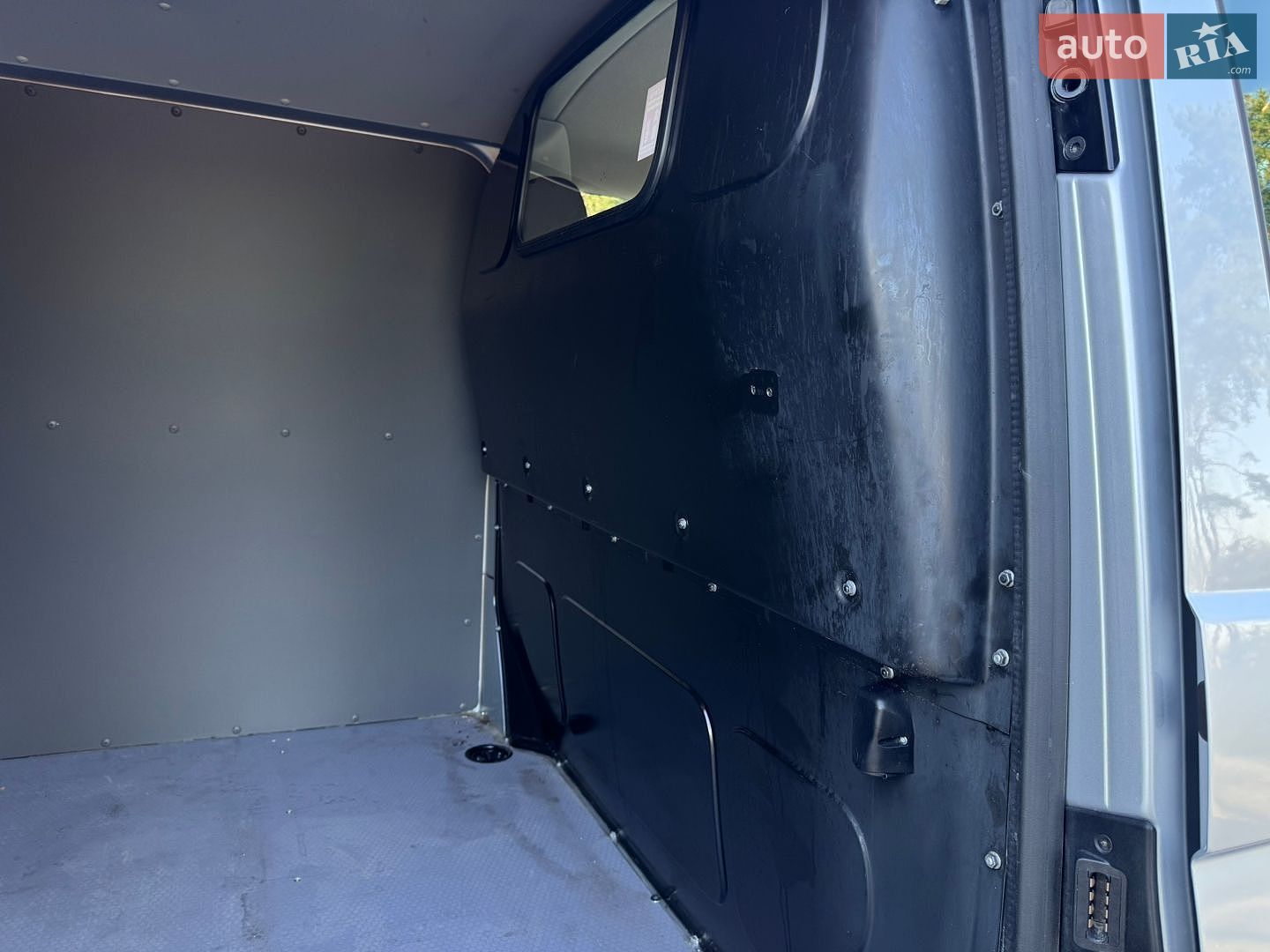 Volkswagen Transporter 2020 VIN WV1ZZZ7HZLH006389 фото оголошення 29 з 43