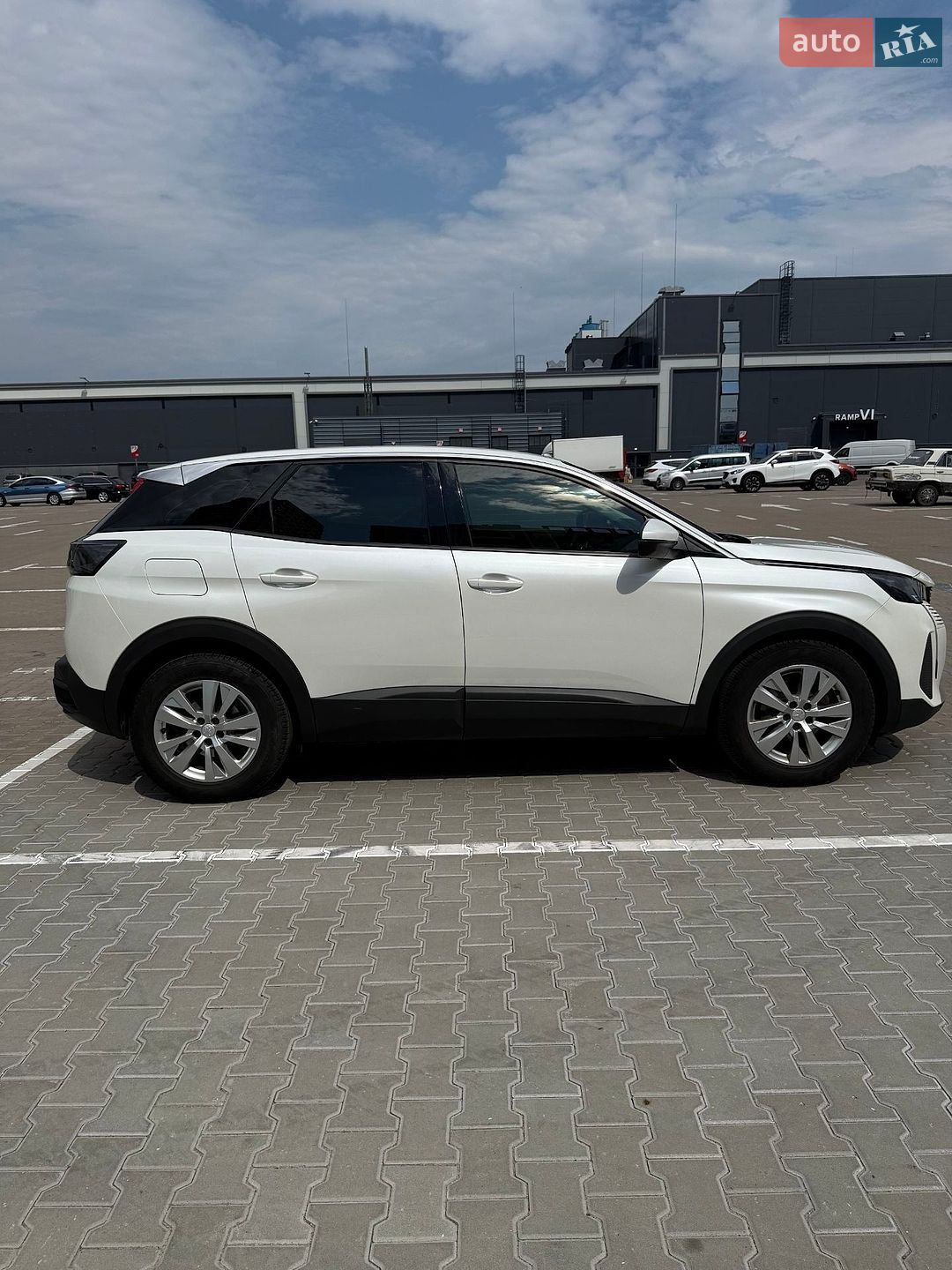 Peugeot 3008 2021 VIN VF3MCYHZUMS068512 фото оголошення 3 з 39
