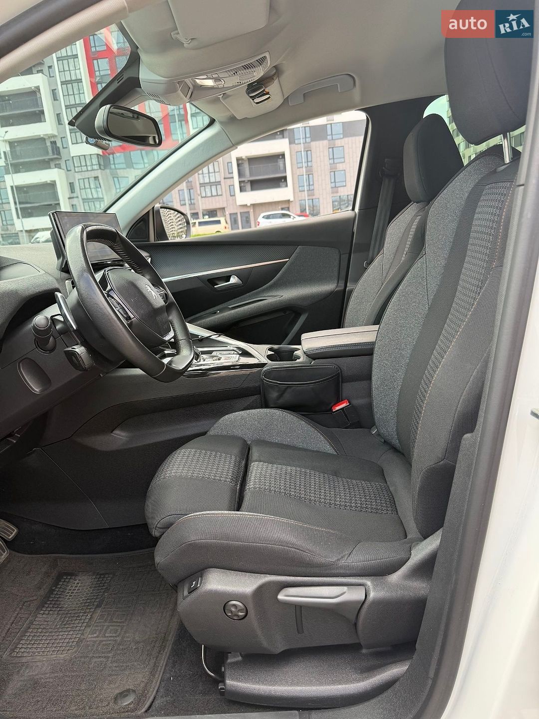 Peugeot 3008 2021 VIN VF3MCYHZUMS068512 фото оголошення 14 з 39