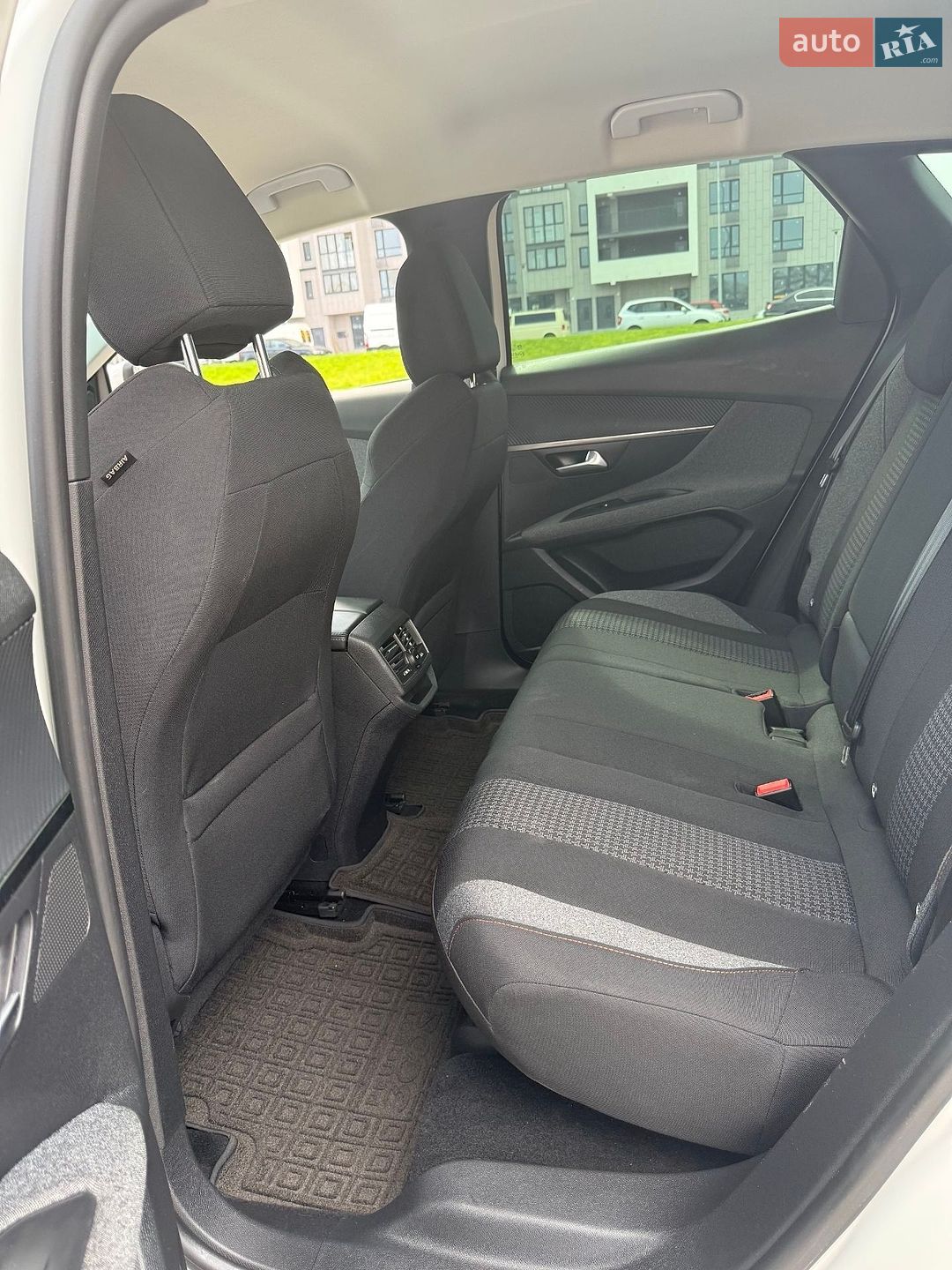 Peugeot 3008 2021 VIN VF3MCYHZUMS068512 фото оголошення 22 з 39