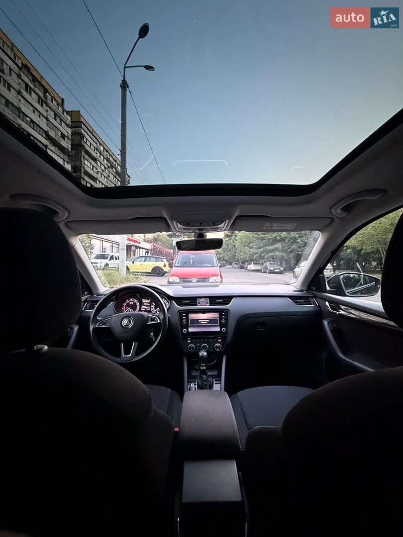 Skoda Octavia 2019 VIN TMBJD8NE4KB007391 фото оголошення 15 з 16
