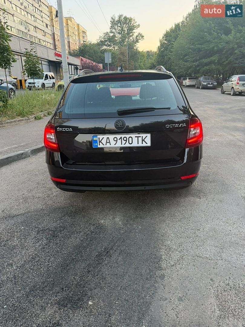 Skoda Octavia 2019 VIN TMBJD8NE4KB007391 фото оголошення 5 з 16