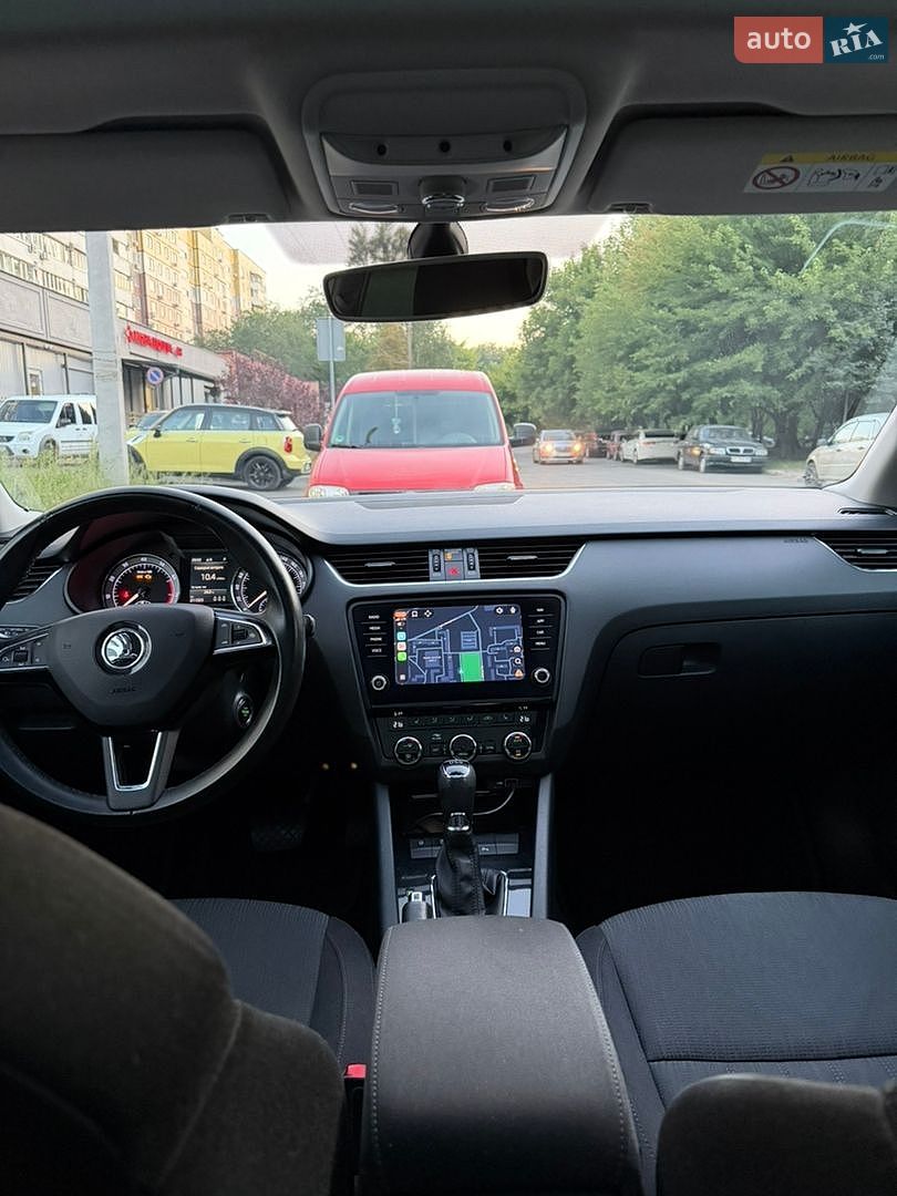 Skoda Octavia 2019 VIN TMBJD8NE4KB007391 фото оголошення 13 з 16