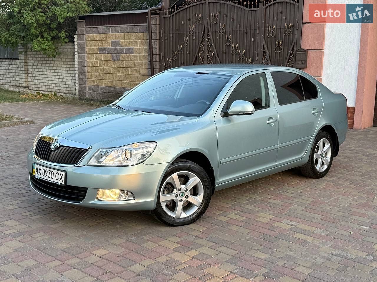 Skoda Octavia 2012 VIN TMBBK41Z3DB152310 фото оголошення 3 з 91
