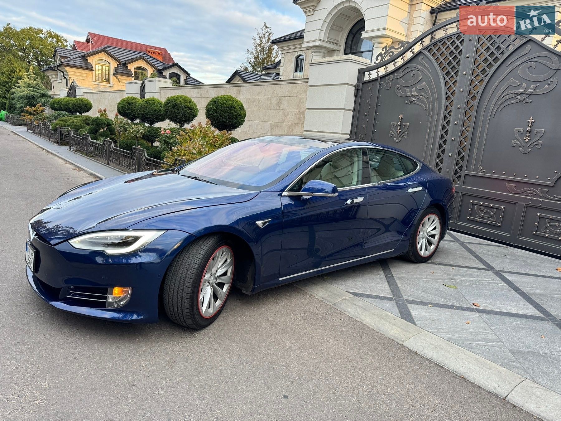 Tesla Model S 2017 VIN 5YJSA1E29HF217288 фото оголошення 14 з 14