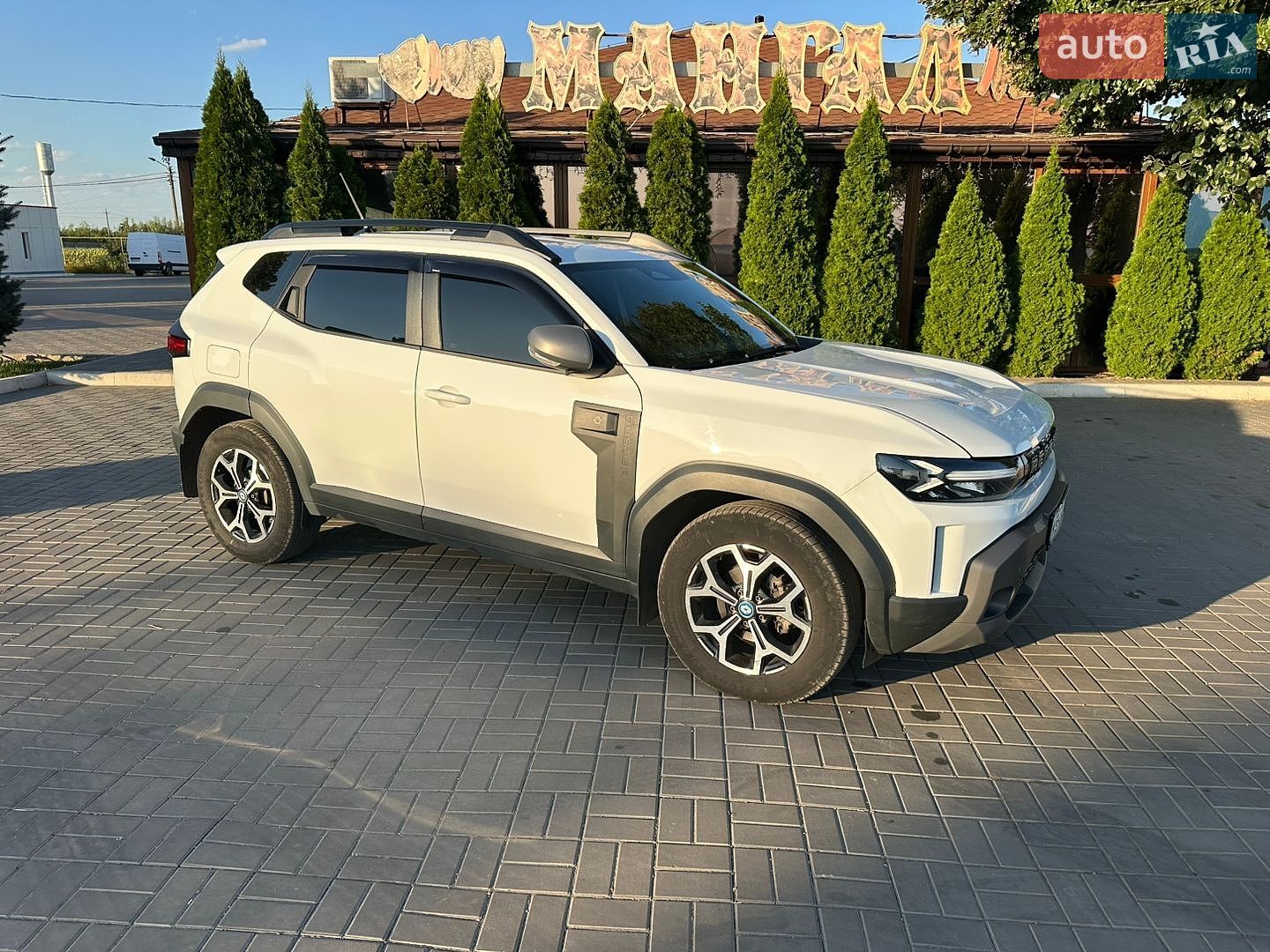 Renault Duster 2024 VIN VF1RJF01X73710255 фото оголошення 2 з 18