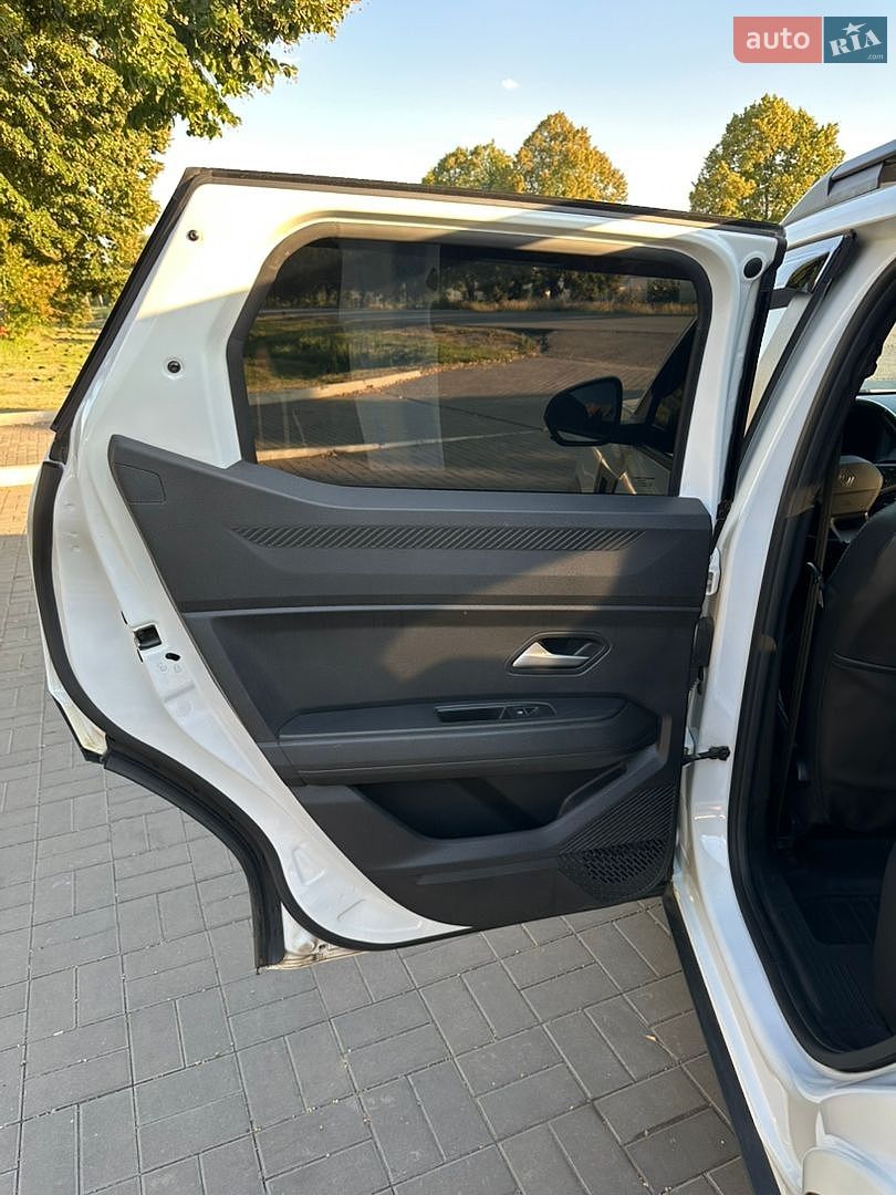 Renault Duster 2024 VIN VF1RJF01X73710255 фото оголошення 9 з 18