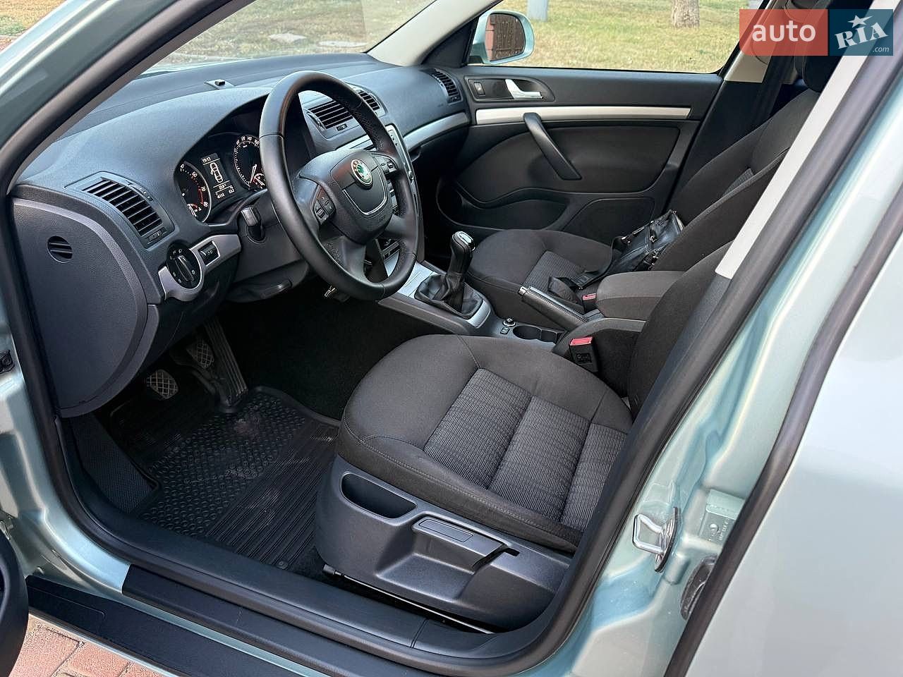 Skoda Octavia 2012 VIN TMBBK41Z3DB152310 фото оголошення 53 з 91