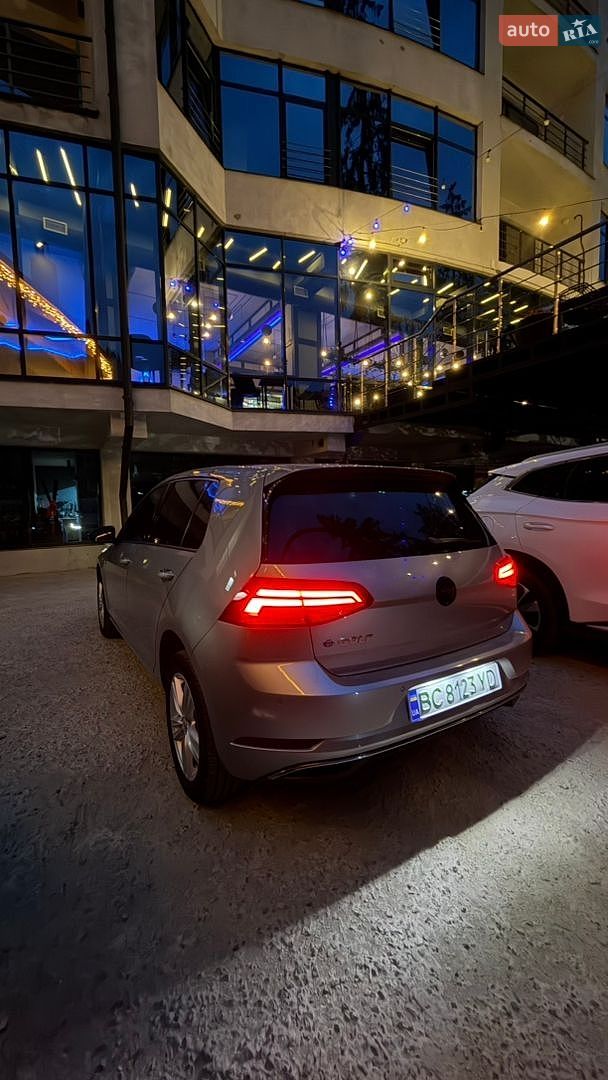 Volkswagen e-Golf 2017 VIN WVWZZZAUZJW903349 фото оголошення 6 з 14