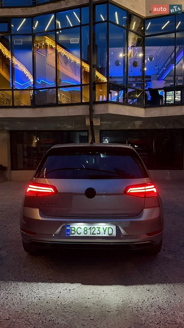 Volkswagen e-Golf 2017 VIN WVWZZZAUZJW903349 фото оголошення 7 з 14