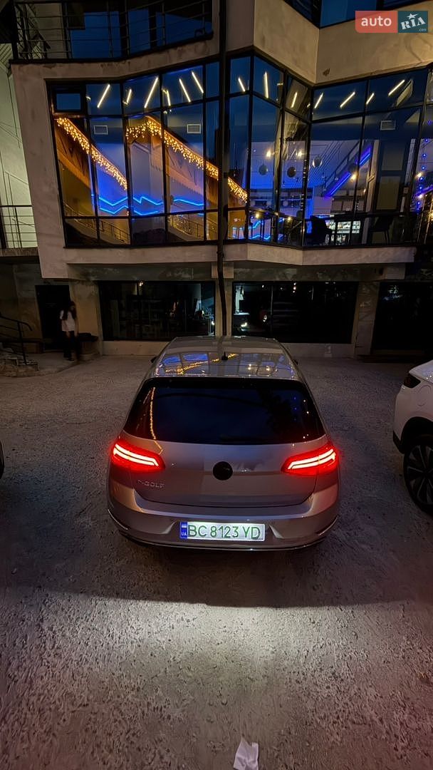 Volkswagen e-Golf 2017 VIN WVWZZZAUZJW903349 фото оголошення 8 з 14
