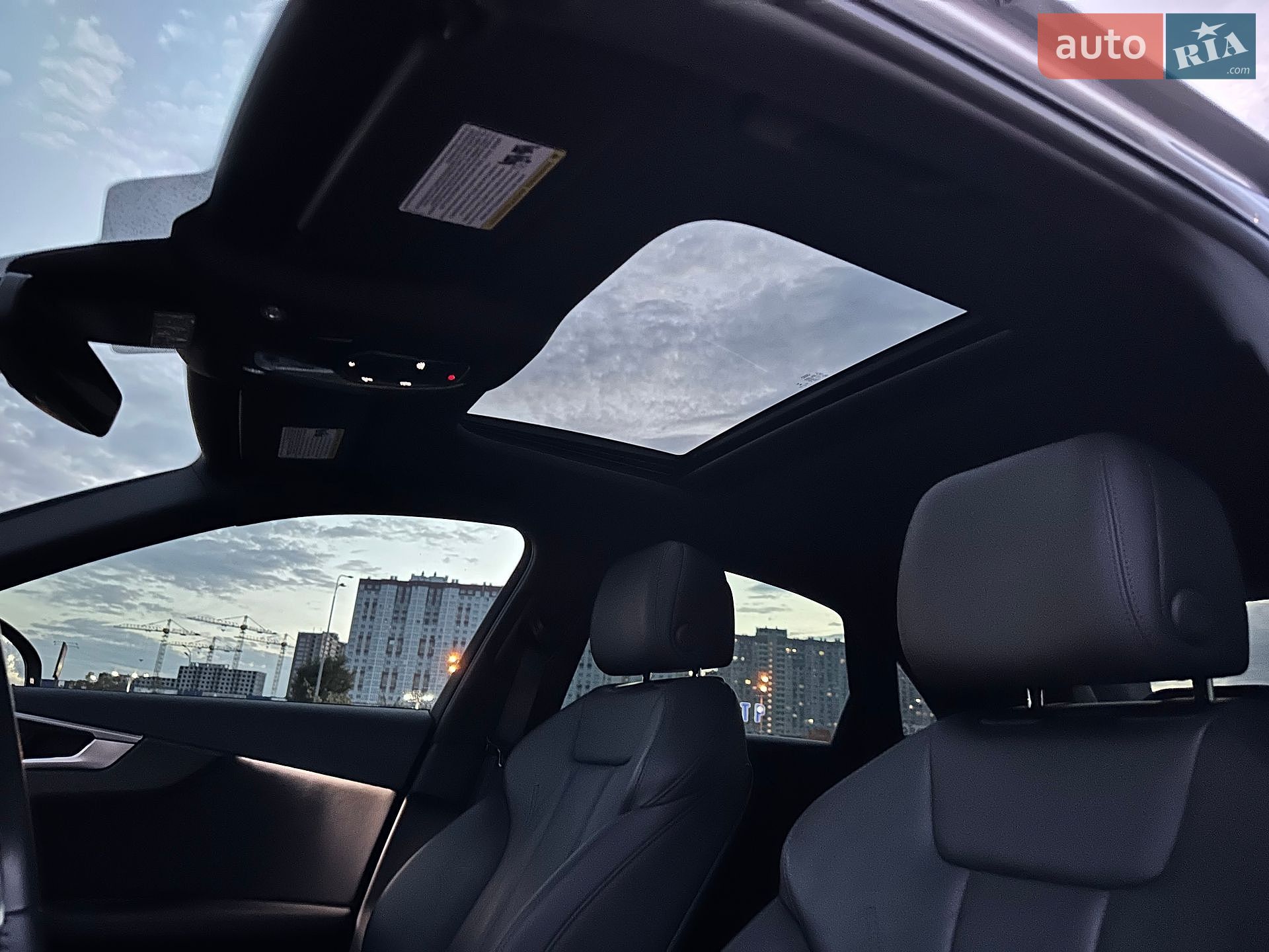 Audi A4 2018 VIN WAUENAF42KN006473 фото оголошення 18 з 25