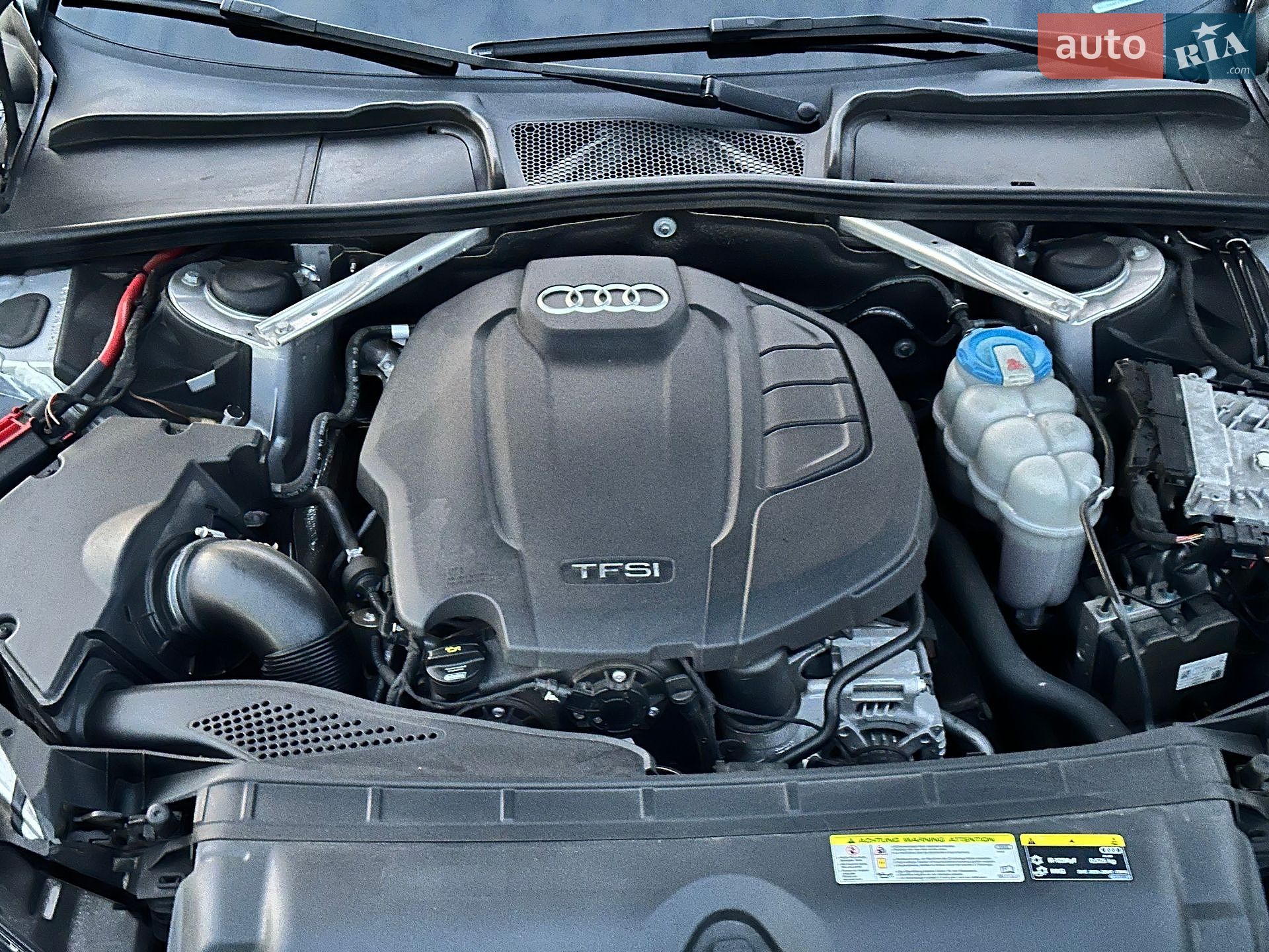 Audi A4 2018 VIN WAUENAF42KN006473 фото оголошення 23 з 25