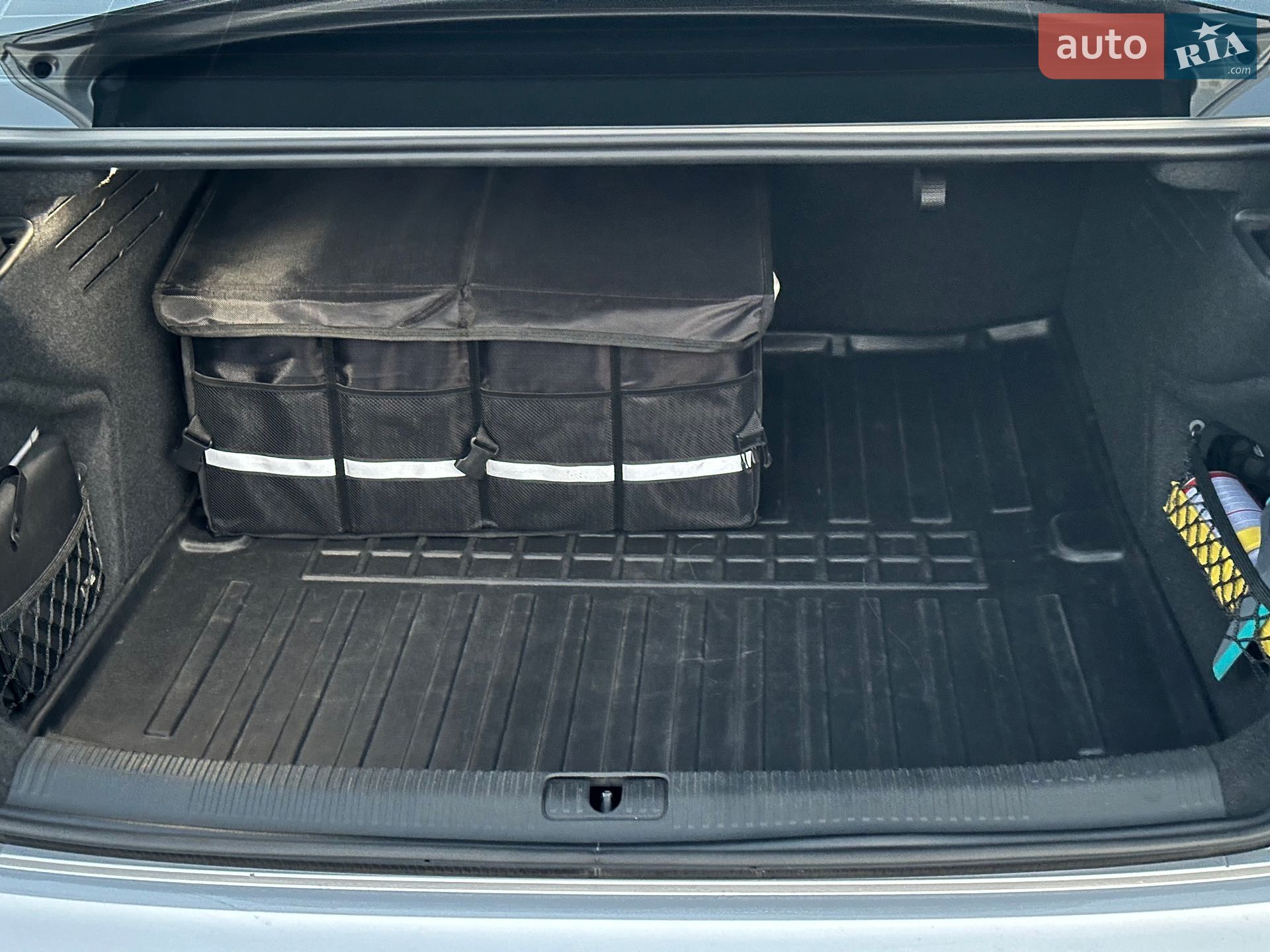 Audi A4 2018 VIN WAUENAF42KN006473 фото оголошення 25 з 25