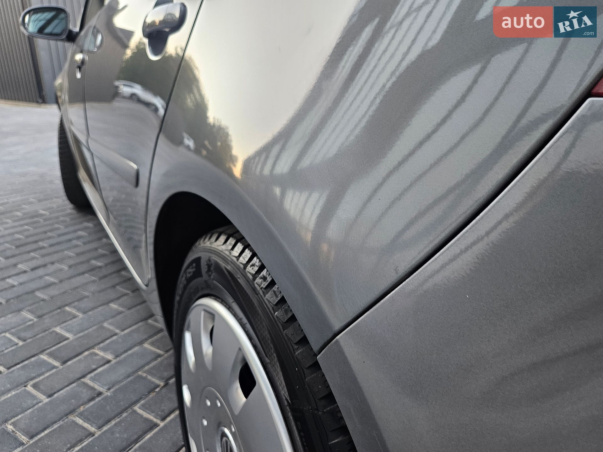 Volkswagen Golf 2008 VIN WVWZZZ1KZ7P070427 фото оголошення 31 з 99