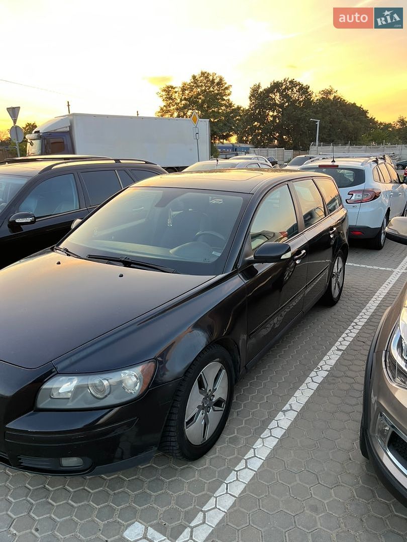 Volvo V50 2005 VIN YV1MW753152099342 фото оголошення 2 з 9