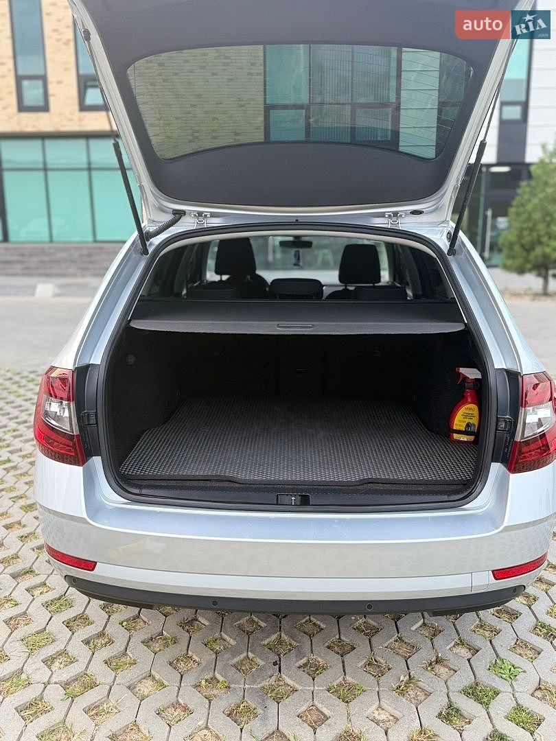 Skoda Octavia 2018 VIN TMBJJ7NE5J0257073 фото оголошення 17 з 27