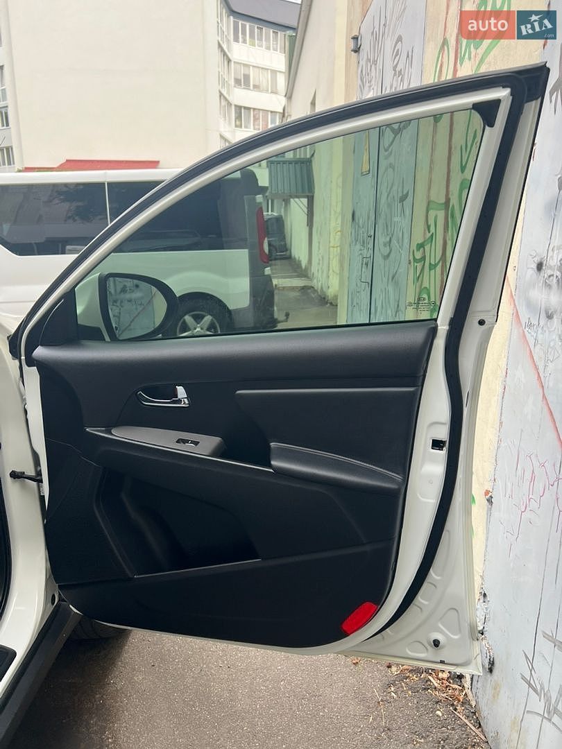 Kia Sportage 2013 VIN KNAPE813BEK574242 фото оголошення 74 з 102