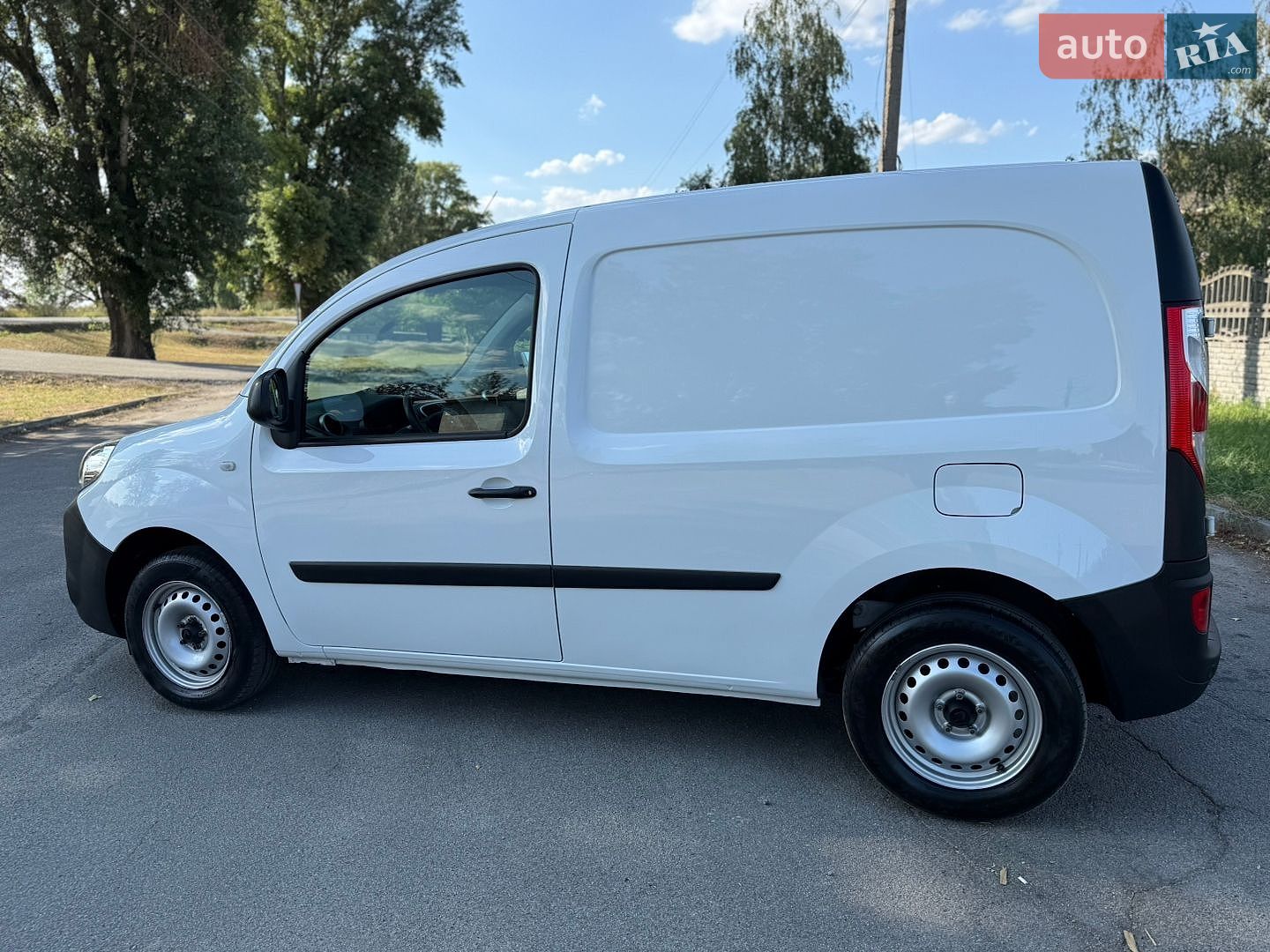Renault Kangoo 2021 VIN VF1WF000367947203 фото оголошення 17 з 100