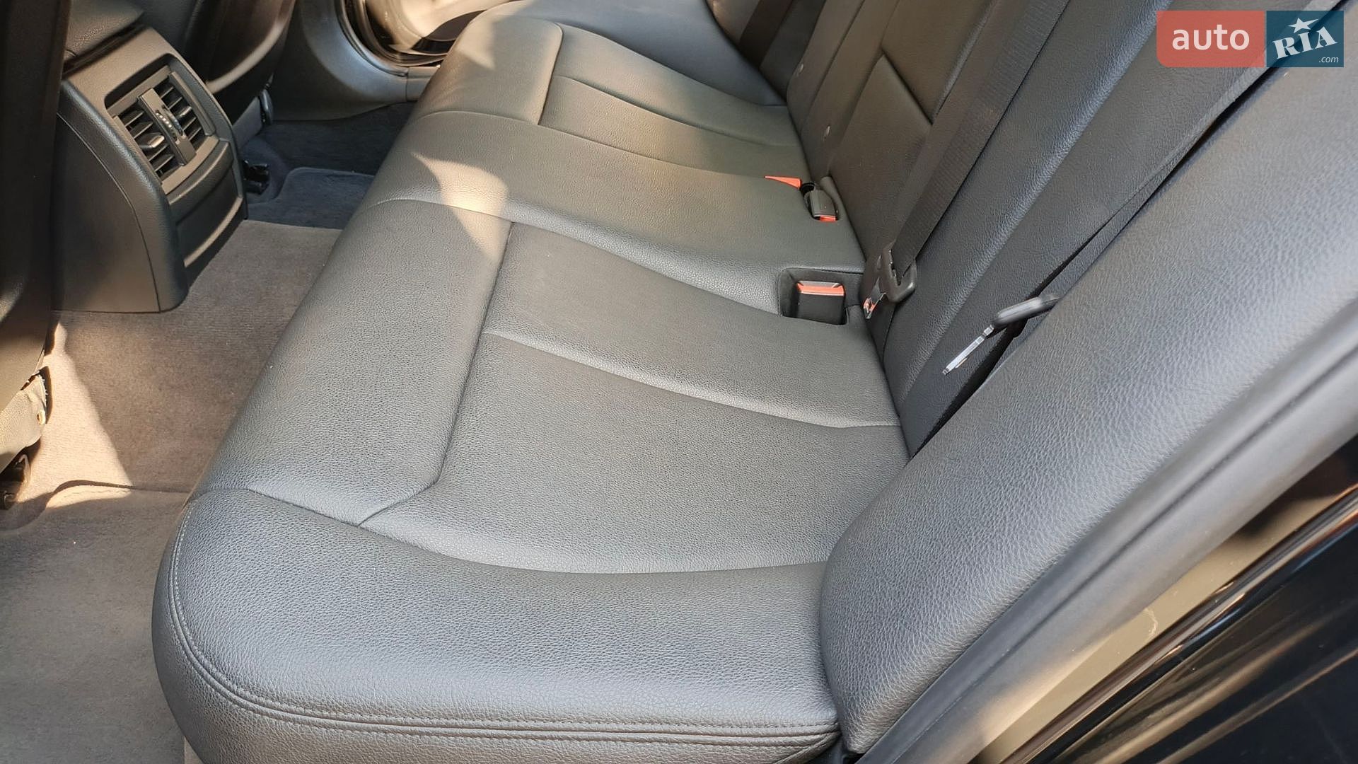 BMW 3 Series 2014 VIN WBA3B1C55FK136994 фото оголошення 7 з 26