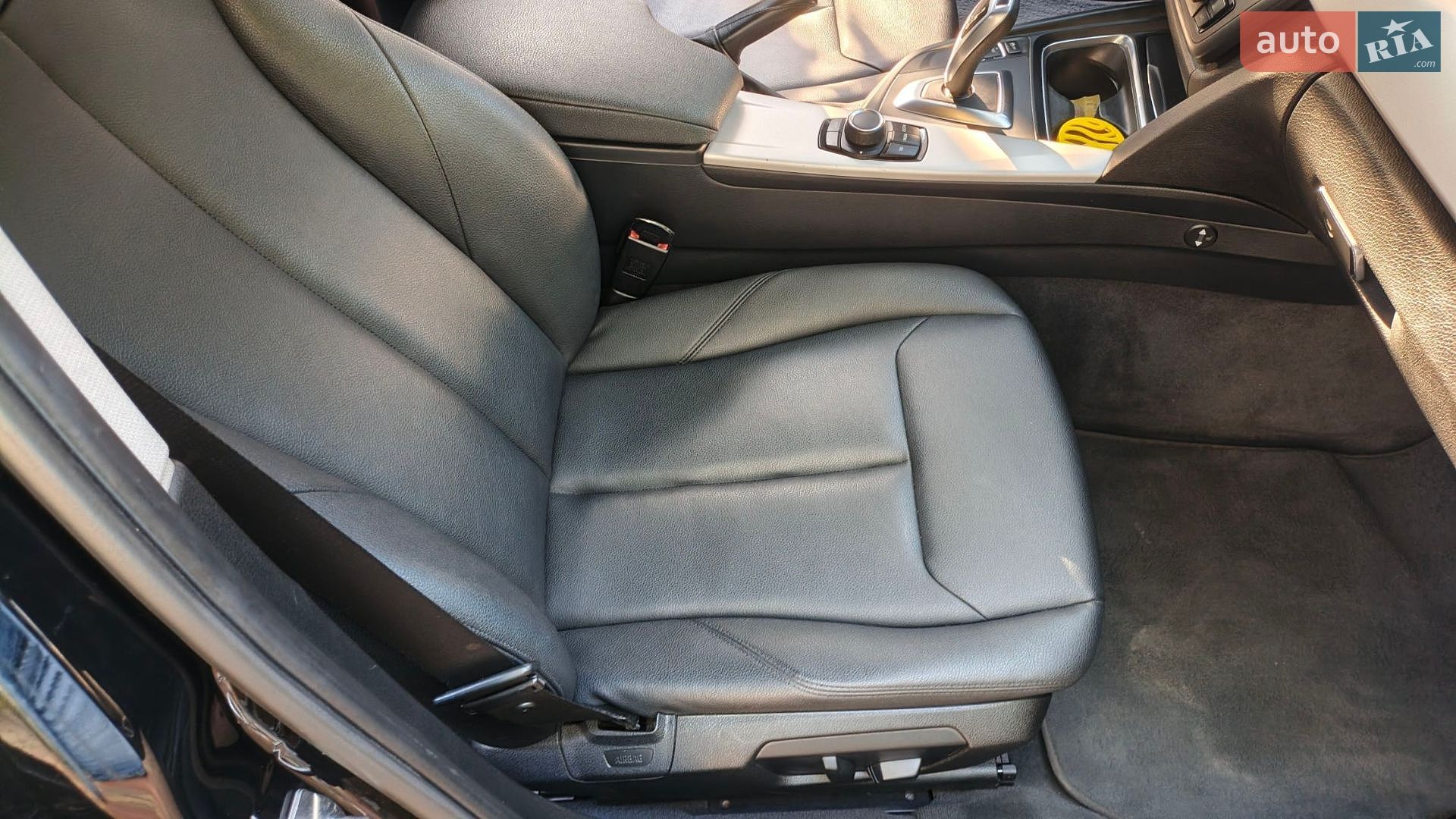 BMW 3 Series 2014 VIN WBA3B1C55FK136994 фото оголошення 11 з 26