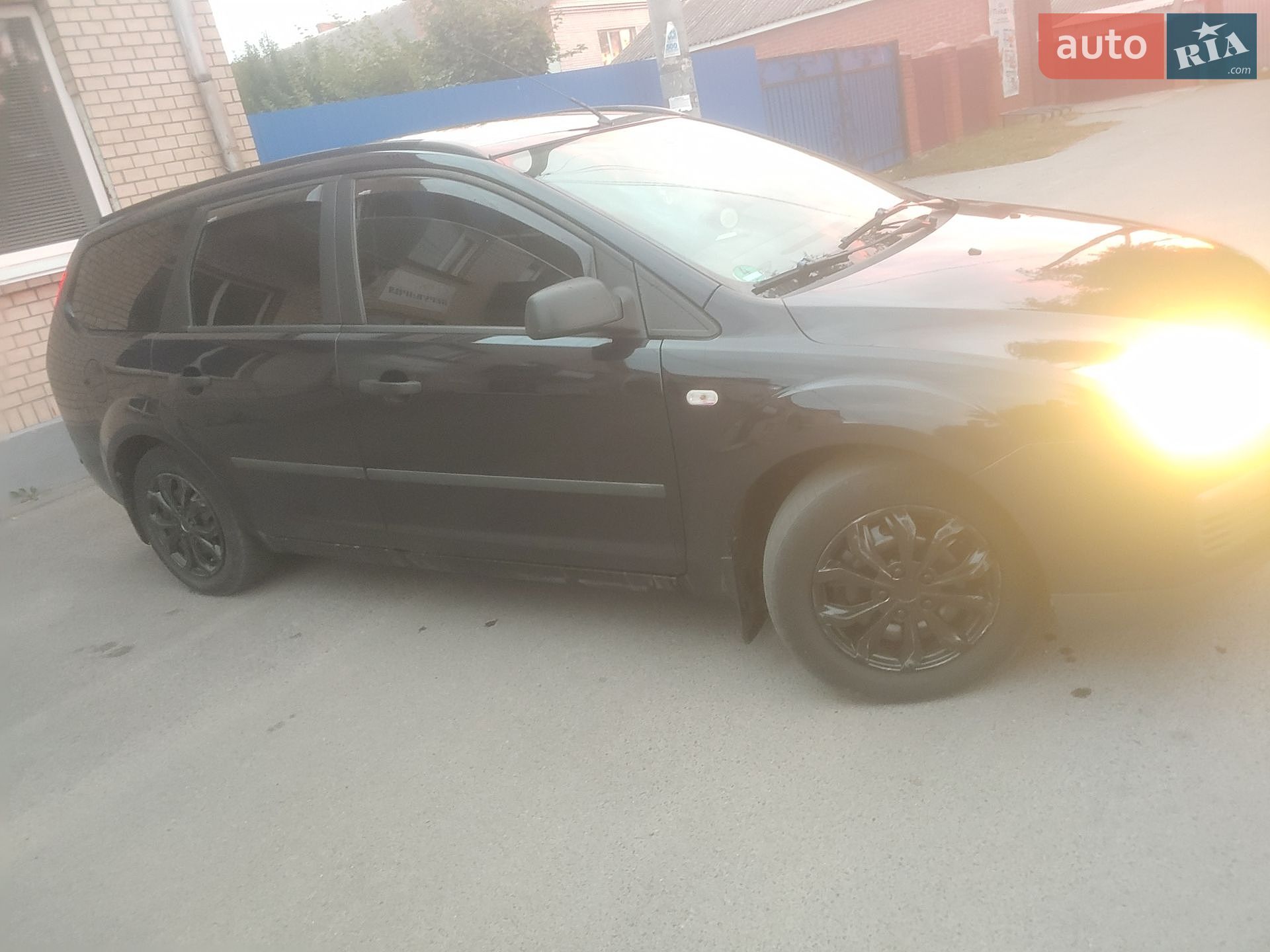 Ford Focus 2005 VIN WF0WXXGCDW5G89472 фото оголошення 8 з 13