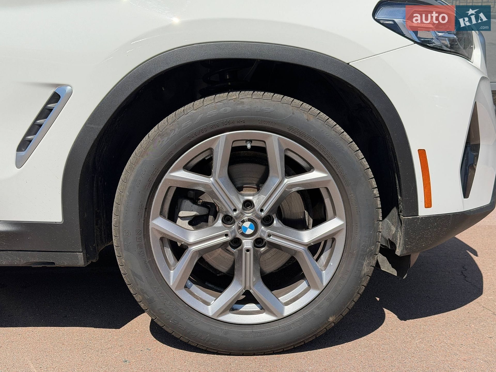 BMW X4 2024 VIN 5UX33DT09S9Y72732 фото оголошення 8 з 41